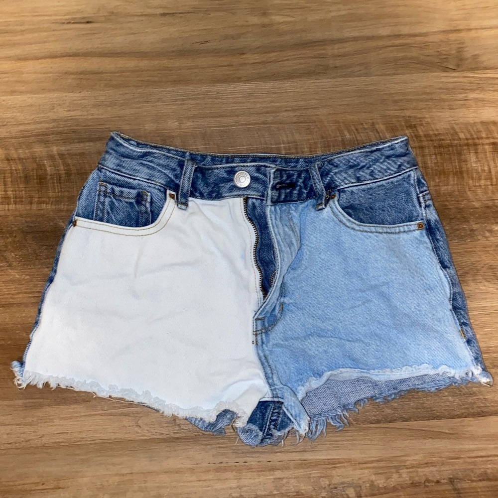 PacSun Tri-Color Shorty Shorts